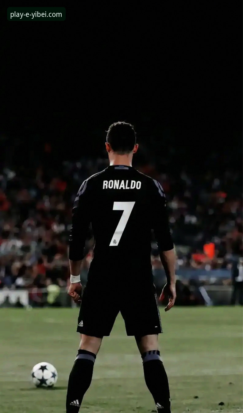 皇马球星场外小插曲：从阿诺德停车事件看易倍体育平台赛事信息获取的时效性与完整性指南